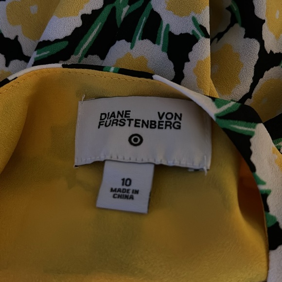 BRAND NEW ! Diane VonFurstenberg Short dress Size 10, Brand New - Picture 4 of 5